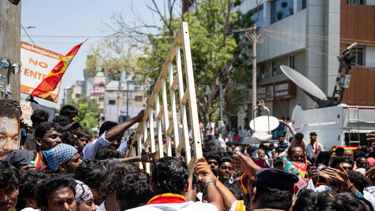 Oppressive weather adds to the election heat this season