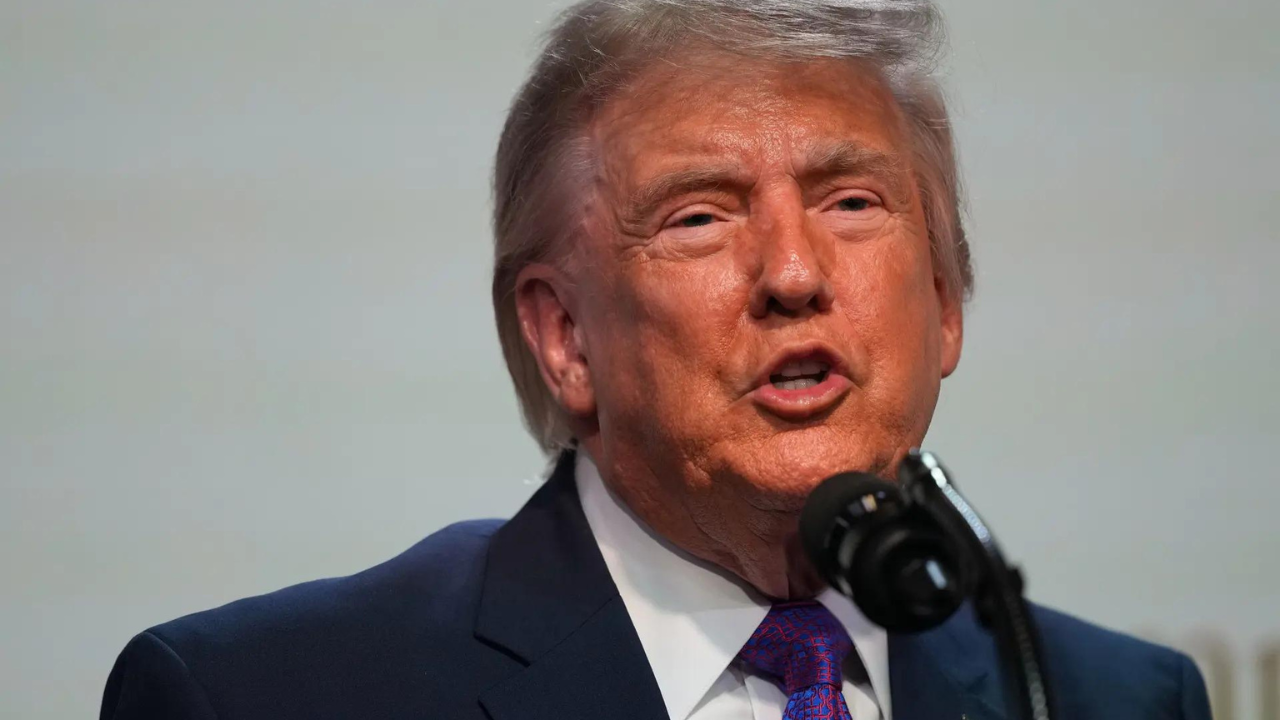 DOJ announces $1.8bn fund to compensate Trump allies