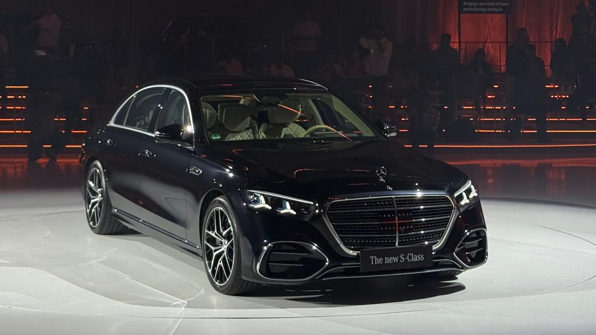 Mercedes-Benz S-Class: The flagship embraces a new era
