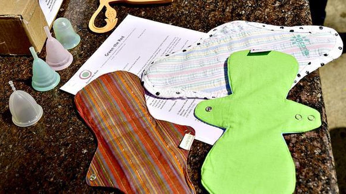 What does NFHS-6 reveal about the use of period products in India?