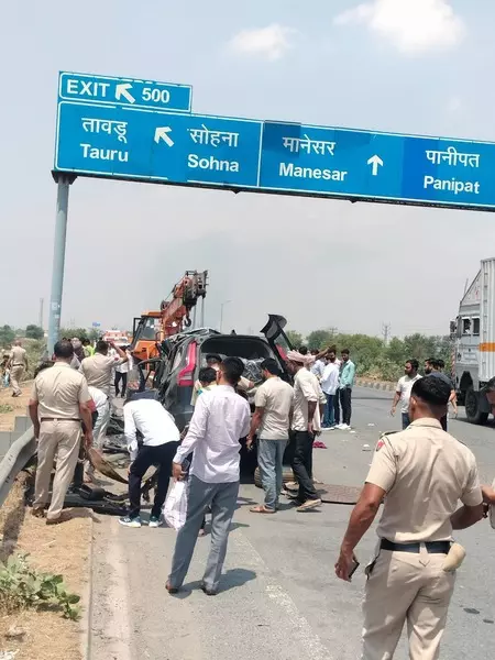 हरियाणा के नूंह में भीषण सड़क हादसा, यूपी के 5 पुलिसकर्मियों की मौत